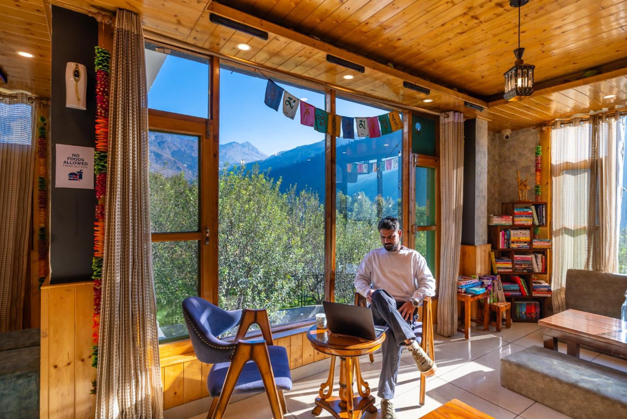 The 14 Gables, A Boutique Stay - Pet Friendly Hotel Manali  Exterior photo
